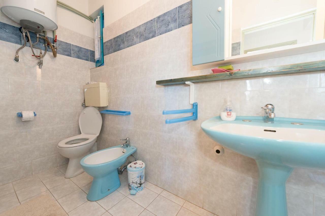 Apartment Meridiana Rovigno Esterno foto