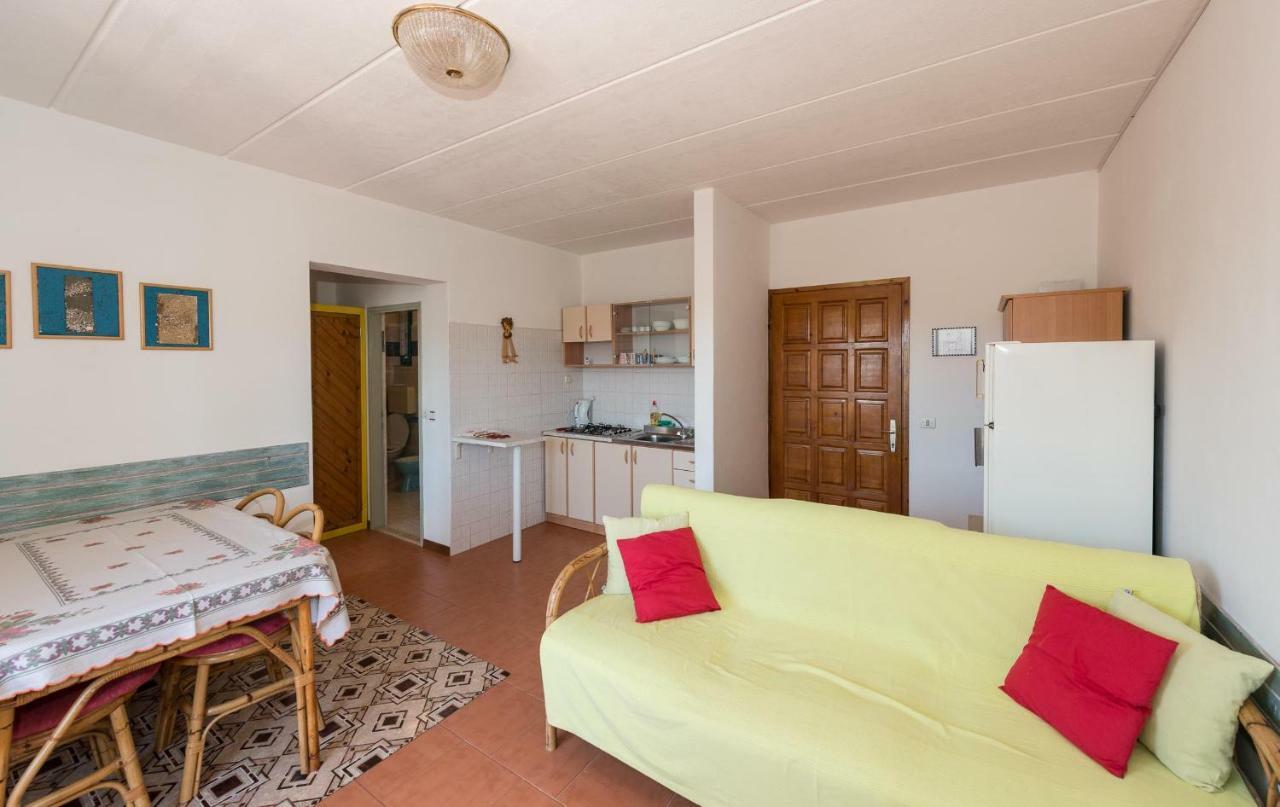 Apartment Meridiana Rovigno Esterno foto